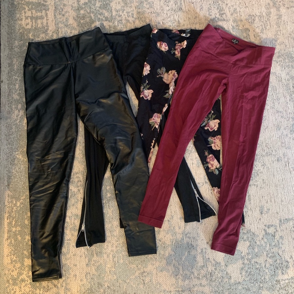 4 pair of Leggings. 2 Aritzia 1 target 1 tj maxx
